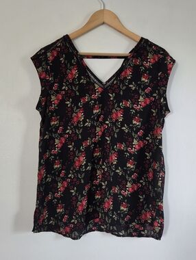 DR2 Floral Blouse
